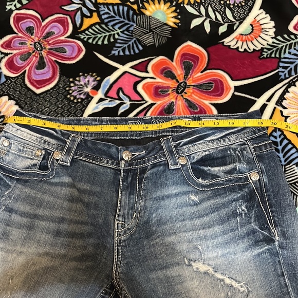 Miss Me Jeans EUC - Picture 6 of 9
